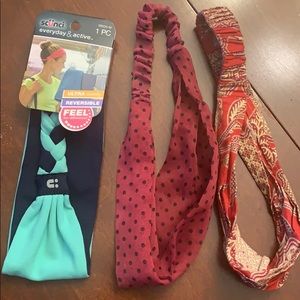 3 hair bands. Super cute and stretchy